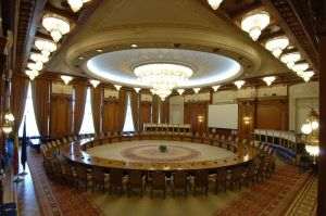 Senat/ Abrudean: Pentru Emiratele Arabe Unite, România este o ţară prietenă